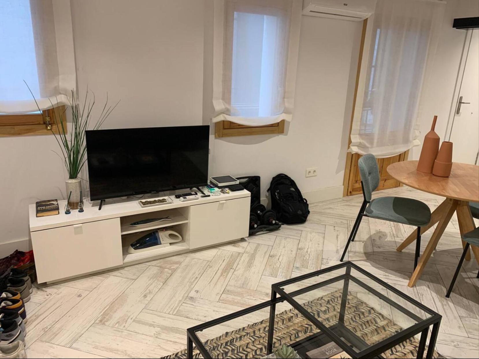 Modern & Cozy 1 Bedroom In Malasana Madrid